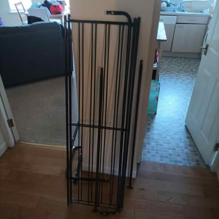 Photo of free Clothes Rack (Shawlands) #1