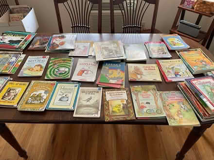 Photo of free Childrens Books (Belmar/wall) #1