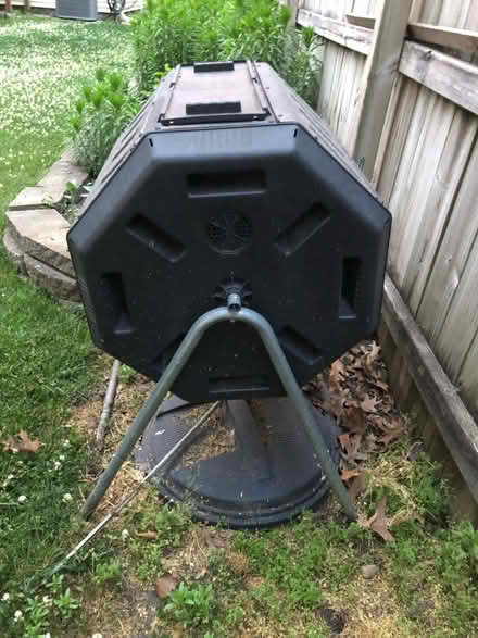 Photo of free Composter (Oak Lawn) #2