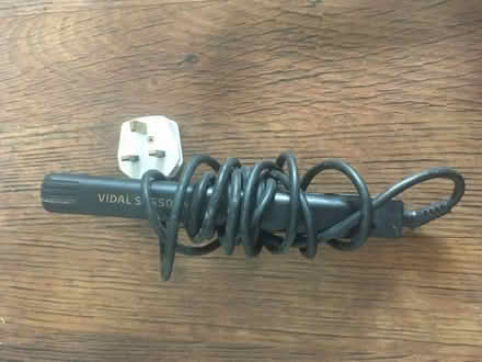 Photo of free A pair of Vidal Sassoon hair straighteners (Berrylands KT5) #1