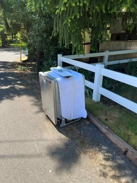 Photo of free Dishwasher (Port land) #2