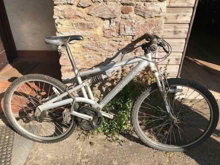 Photo of free Diamondback Bike for Repair (Stoke Gabriel TQ9) #2