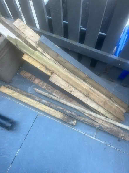 Photo of free Various pieces of wood (BR3 Beckenham/Penge) #1