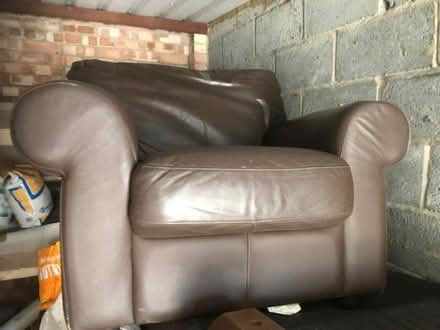 Photo of free sofa (Bedford Park MK40) #1