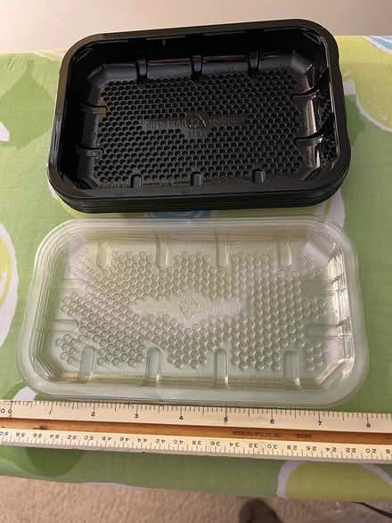 Photo of free Plastic food trays (20910) #3