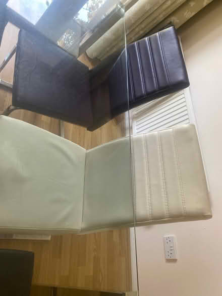 Photo of free Glass dining table with (CM23) #3
