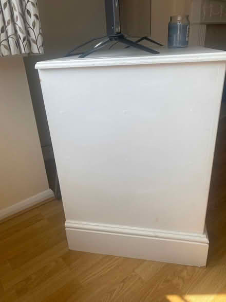 Photo of free White cabinet (CM23) #2