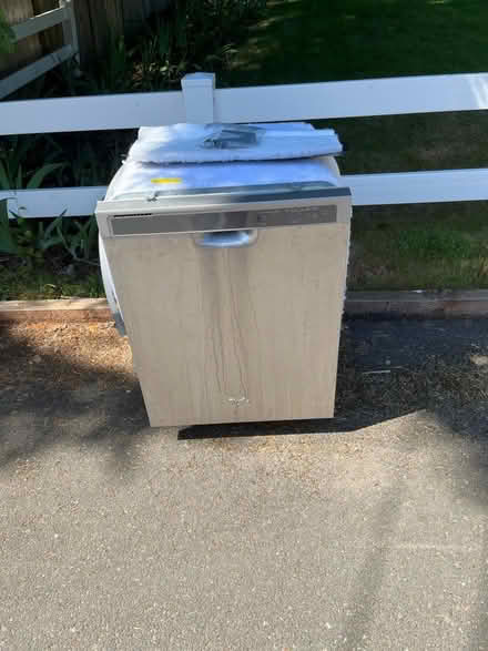 Photo of free Dishwasher (Port land) #1