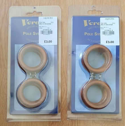 Photo of free Wooden curtain pole rings (Croydon CR2) #1