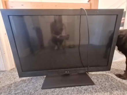 Photo of free Cello 40" TV (L7) #1