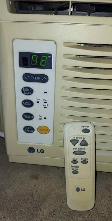 Photo of free 6500 btu LG window air conditioner (Downingtown, pa) #1