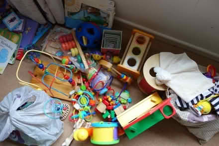 Photo of free baby toys and clothes (Cumnor OX2) #1