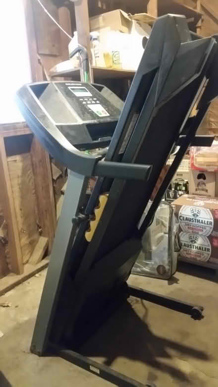 Photo of free Treadmill (East, border of Santa Rosa) #1
