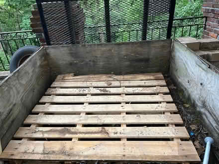 Photo of free Wood pallets (South County/63127) #1
