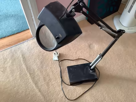 Photo of free magnifying lamp (Letchworth, grange) #1