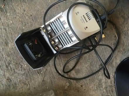 Photo of free 4 x AA battery charger (Wells, BA5) #2