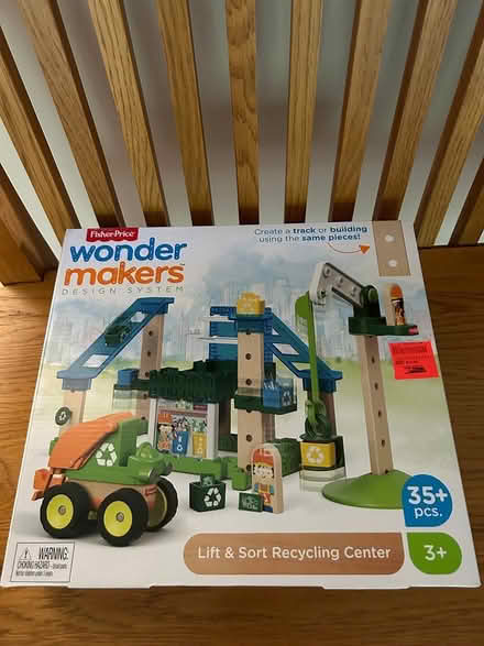 Photo of free Building toy - new (Pine Hills) #1