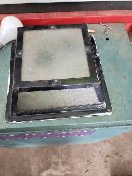 Photo of free Exterior entryway light fixture (Ulster Park) #1