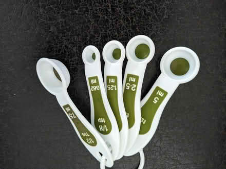 Photo of free used measuring spoons (Stevens Forest, Columbia) #1