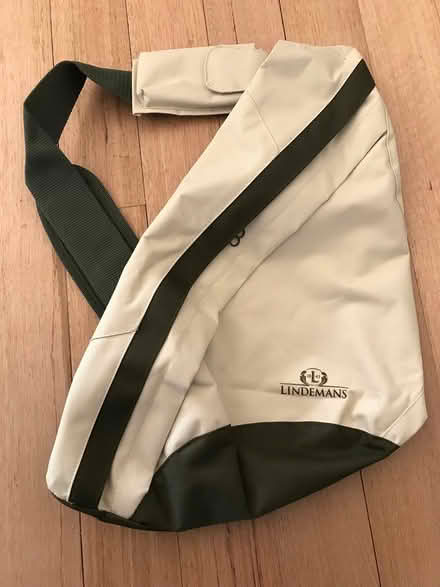 Photo of free Lindeman over the shoulder bag (Reservoir) #1