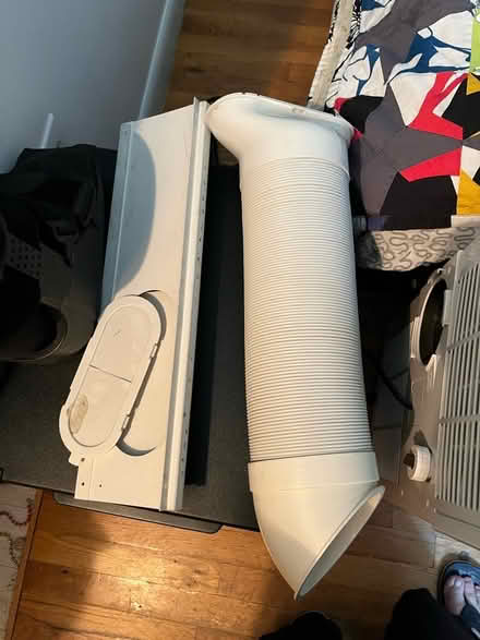 Photo of free Haier Freestanding Air Conditioner (Kensington) #1