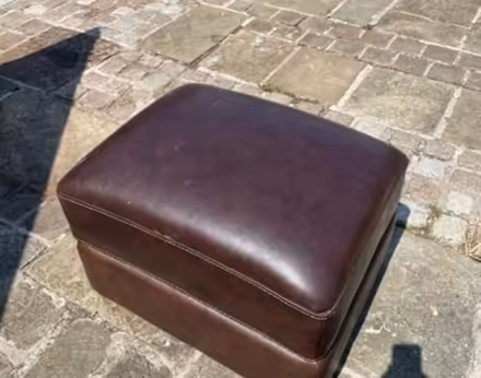 Photo of free Poufette (Derbyshire) #1