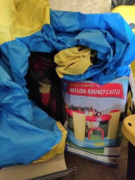 Photo of free Airflow bouncy castle (Thornhill DG3) #1