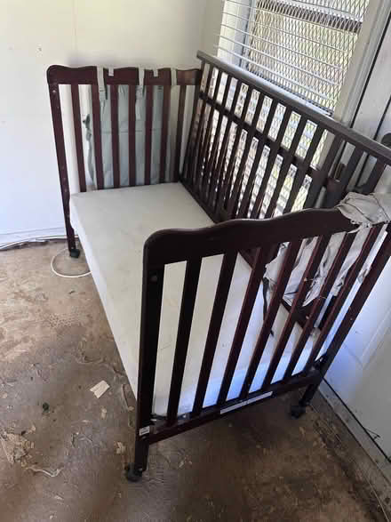 Photo of free Baby bed (Miami) #1