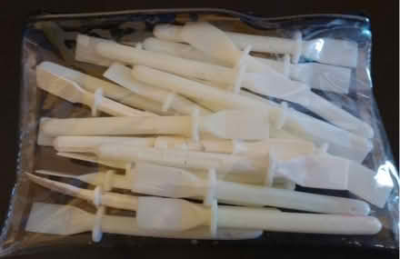 Photo of free Glue spreaders (Welling DA7) #1