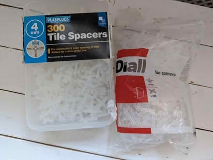 Photo of free 4mm tile spacers (Chellaston DE73) #1