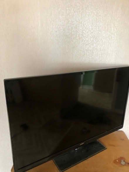 Photo of free 39” tv (Braehead, Stirling, FK7) #1