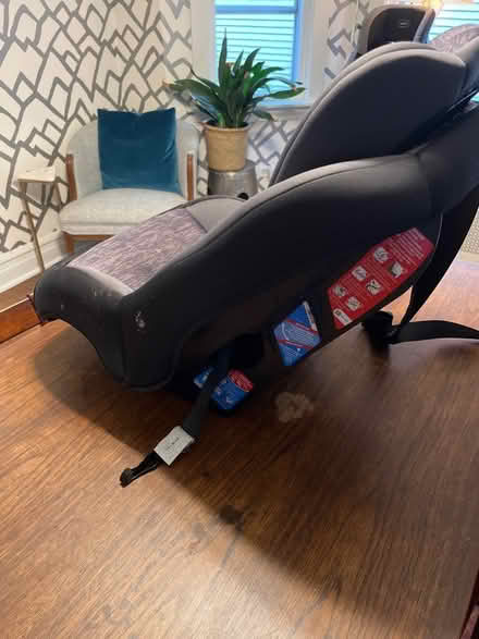 Photo of free Cosco Car Seat front/rear exp 12/28 (Portage Park, Chicago) #4