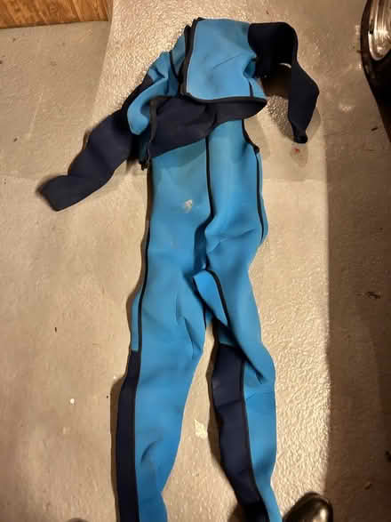 Photo of free Men’s wetsuit (South Kirkby WF9) #2