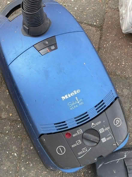 Photo of free Miele vacuum cleaner (SM2) #2