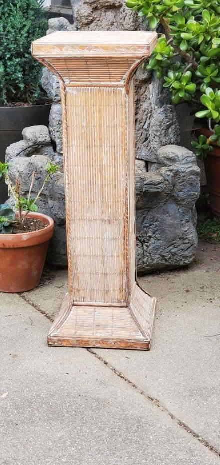 Photo of free Plant stand (San Mateo) #1