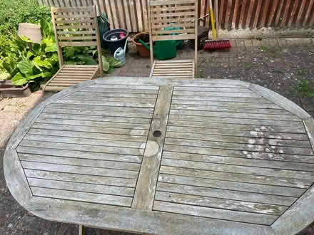 Photo of free Wooden table with 6 chairs (Sanderstead CR2) #1