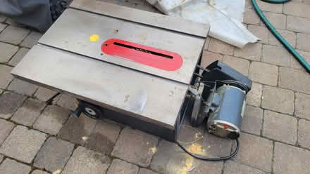Photo of free Table saw (Gatineau) #4