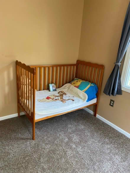 Photo of free Toddler bed (Sharon Twp.) #1