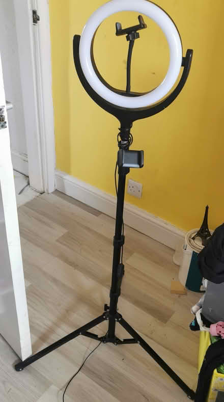 Photo of free LCD standing round light (Whittlesey) #1