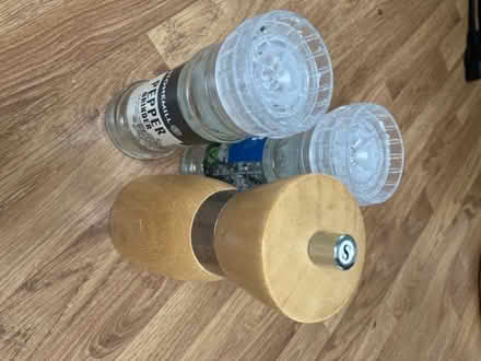 Photo of free Salt and pepper grinder (Old Road OX3) #1