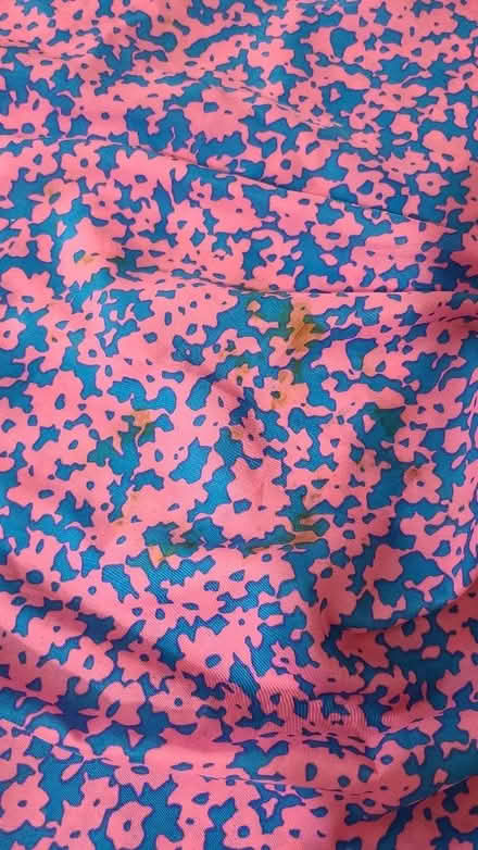 Photo of free Silk-type patterned scarf (Roger's park) #1