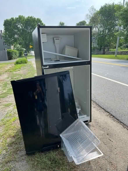 Photo of free Working fridge (Newbury close to Tendercrop) #3