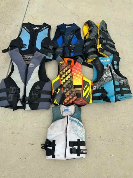 Photo of free Life vests (Yorba Linda) #1