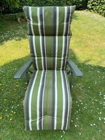 Photo of free Reclining garden chair (central Steyning) #1