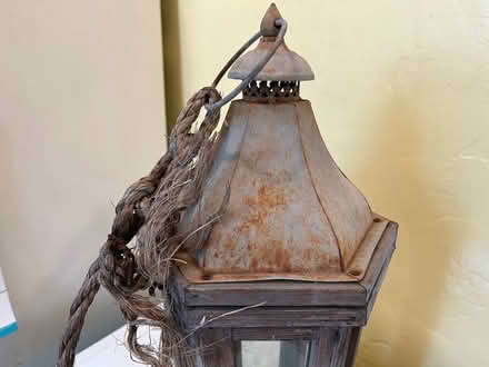 Photo of free Asian style wood lantern (Koreatown) #2