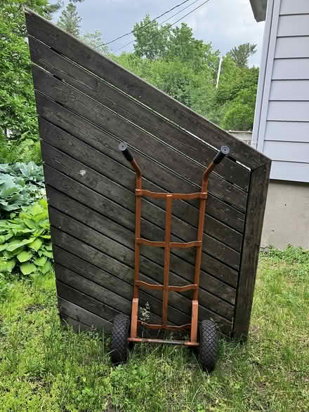 Photo of free Irregular shape Cedar Deck Platform (Old Ottawa South) #1