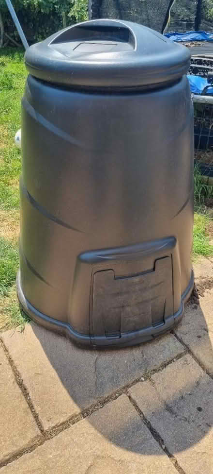 Photo of free Compost bin (LE8 Whetstone, Leicester) #1