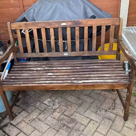 Photo of free Garden bench (Stanford-Le-Hope SS17) #1