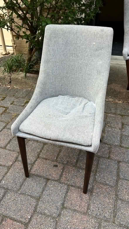Photo of free 2 chairs (Clarendon metro,Arlington, VA) #4