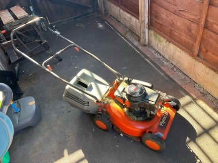 Photo of free petrol lawnmower (OL7 ashton under lyne) #1